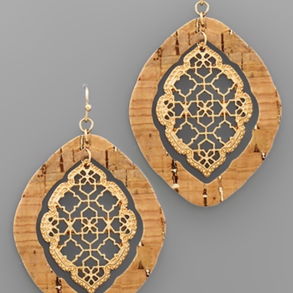 Cork and Gold Earrings - Picture 1 of 2
